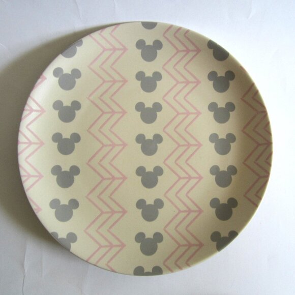 Disney Parks Homestead Mickey Icon Gray & Pink 4 Plates - Picture 3 of 8